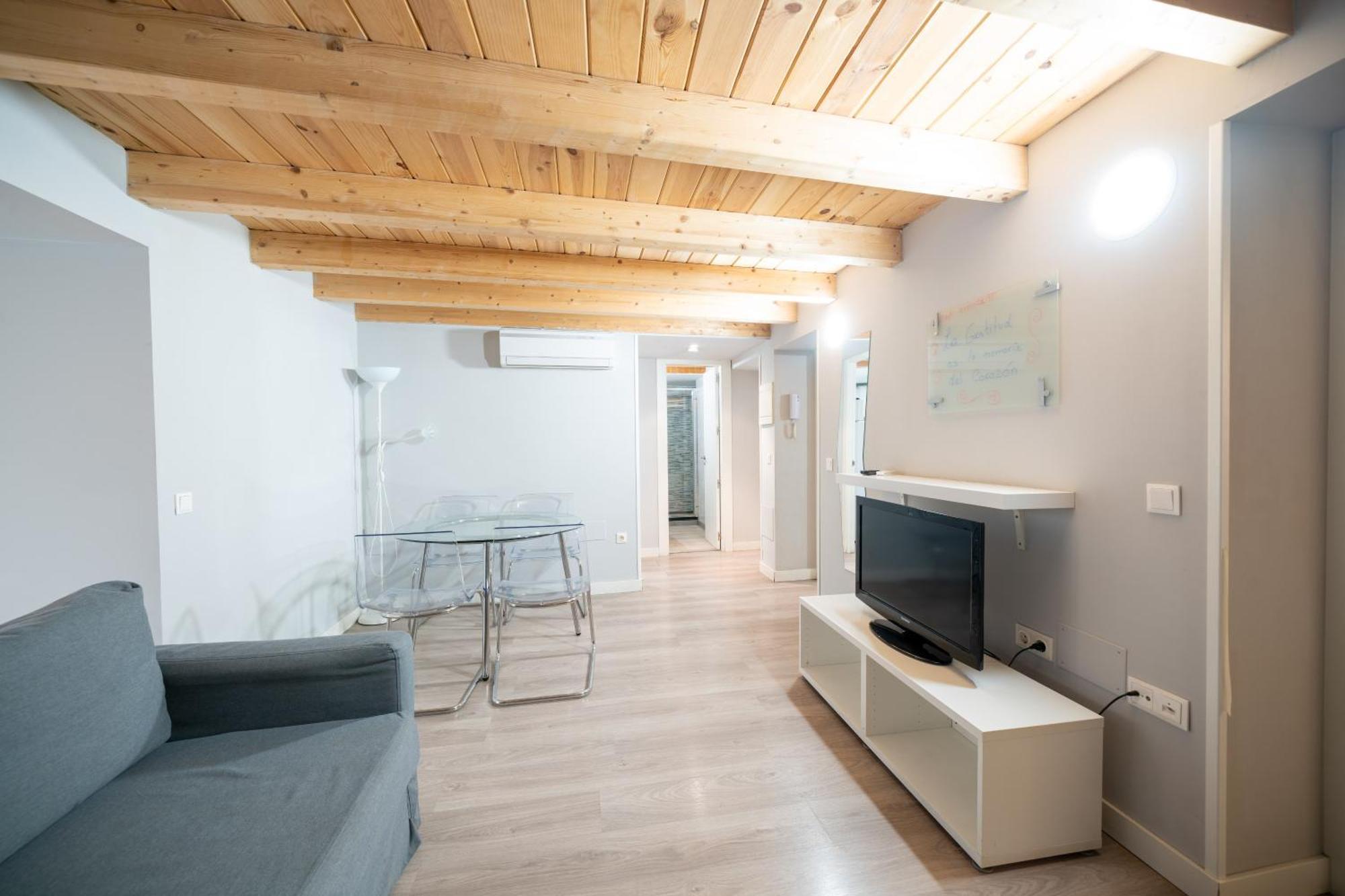 Apartamentos Go - Leopoldo Cano Center Valladolid Eksteriør billede